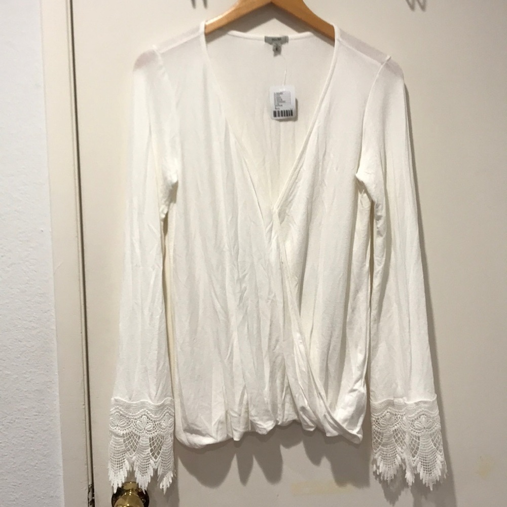 Urban outfitters Bell sleeve top - Picture 2 of 5